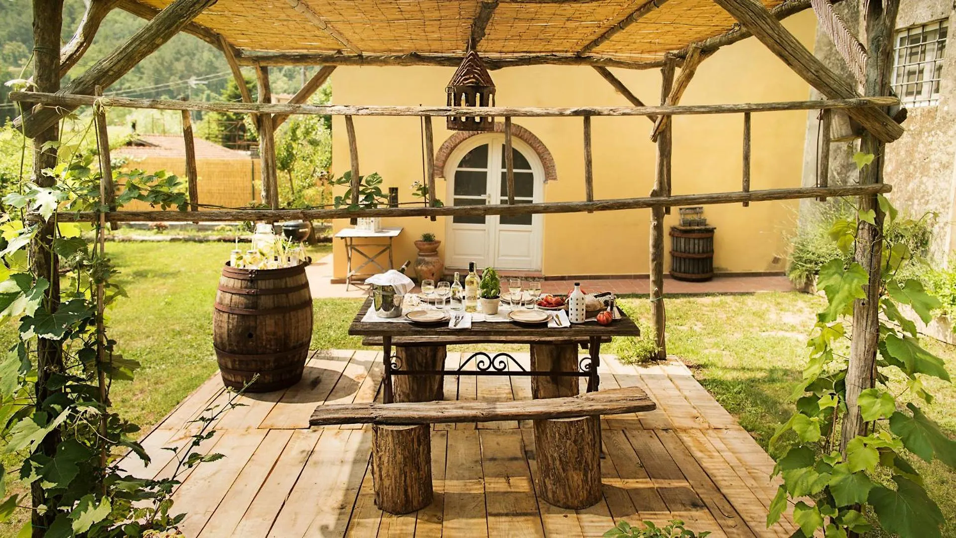 Apartment Rustico Toscano A Camaiore